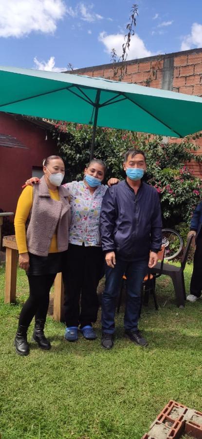 Acogedor Hostal Usaquen La Parada Del Tren Bogota Buitenkant foto